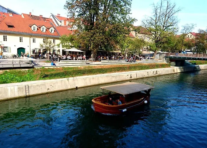 Petkovsek And 3* Lublana