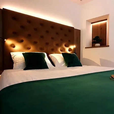 招待所 Petkovsek And