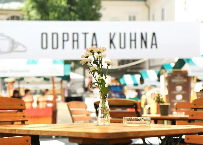 Πανσιόν Petkovsek And